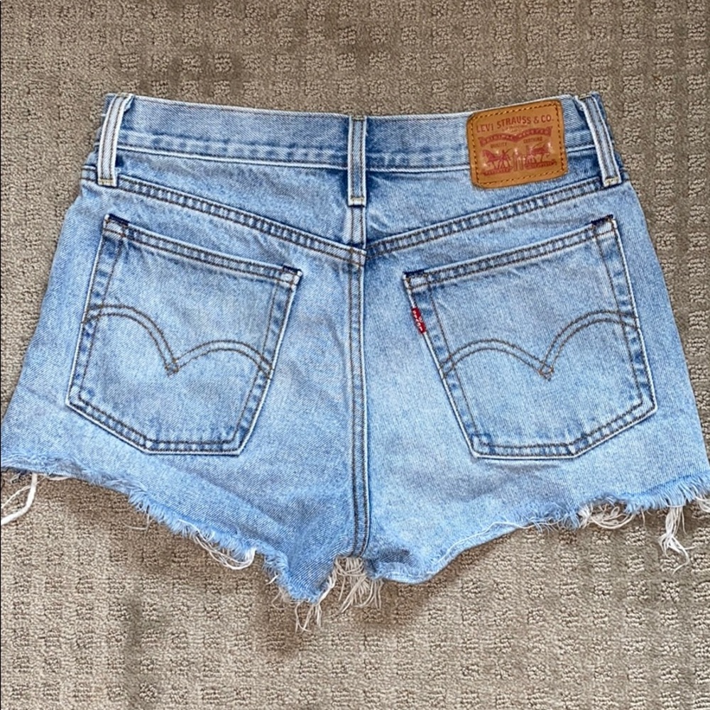 Levi’s High rise shorts